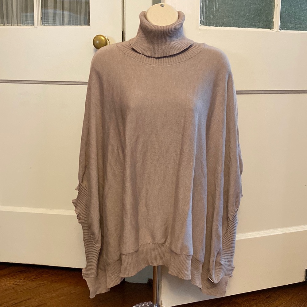 SAVVI C9 SM/MD Tan Turtle Neck Poncho Sweater - Picture 1 of 9